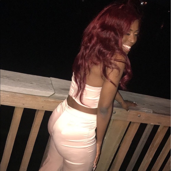 Meet your Posher, Alana - Picture 1 of 2